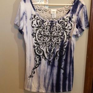 Day trip size small top.